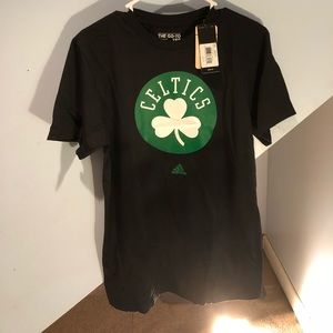 Men’s Celtics shirt
